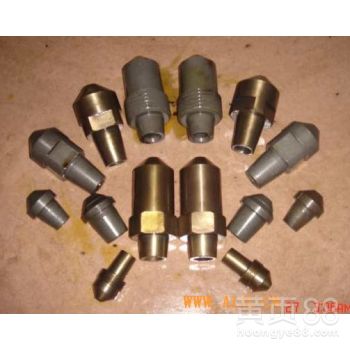 东莞热室压铸机配件与锌合金压铸机配件 精密制造与产业协同